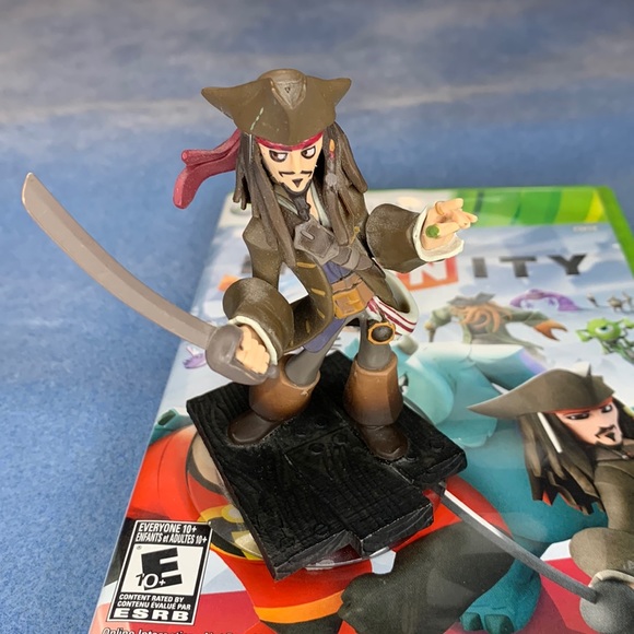 Disney Infinity1.0(Xbox 360,2004)w/Infinity Figure Mater,Capt Jack,Iron Man.Dash - Picture 8 of 14